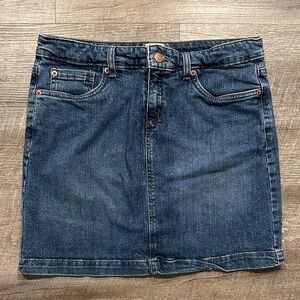 G. H. Bass & Co Denim mini jeans Skirt size 6